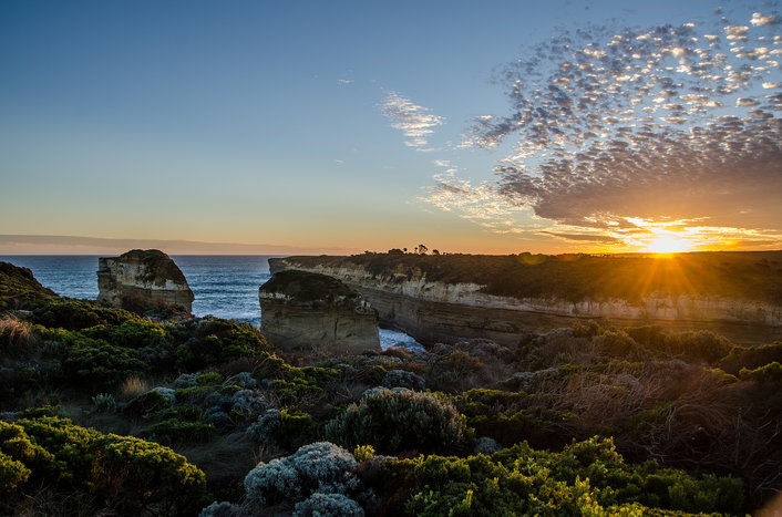 The start of a spectacular sunset, Great Ocean Road