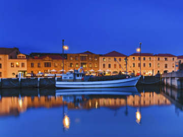 hobart Harbour at night