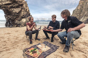 Lunch at Mars Bluff, Bruny Island