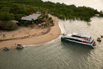 Ferry at Crab Claw island resort