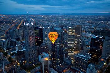 Melbourne Sunrise Balloon Flight with Champagne Breakfast