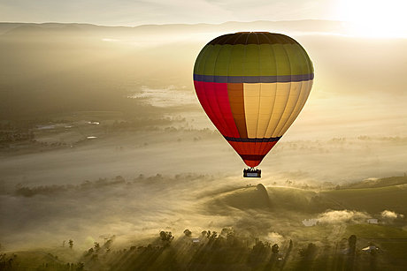 Hot air balloon over Yarra Valley