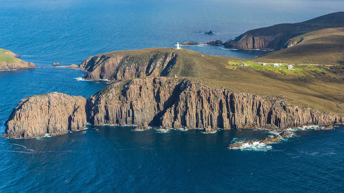 Views of the Sea cliff Coastline at Cape Bruny