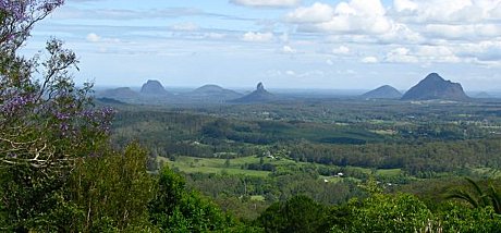 Glasshouse Mountains option