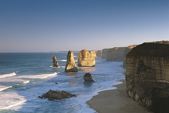 Adelaide to Melbourne via Grampians & Great Ocean Road (Two days ...