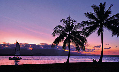 sunset sailing every Monday, Wednesday and Friday