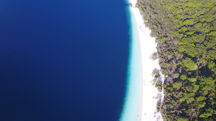 Lake McKenzie 