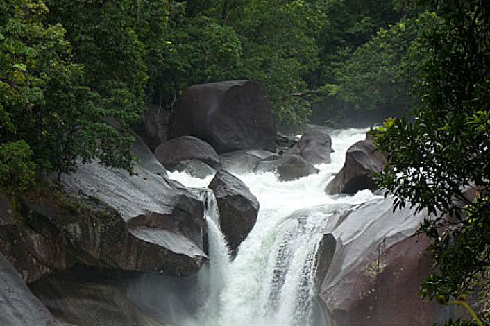 Babinda Boulders