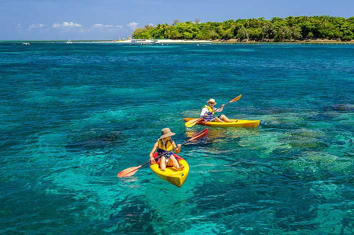 Kayaking Green Island