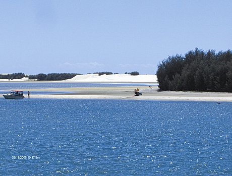 Passing the Jumpinpin to Gold Coast