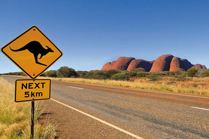 Kangaroo road sign at Kata Tjuta
