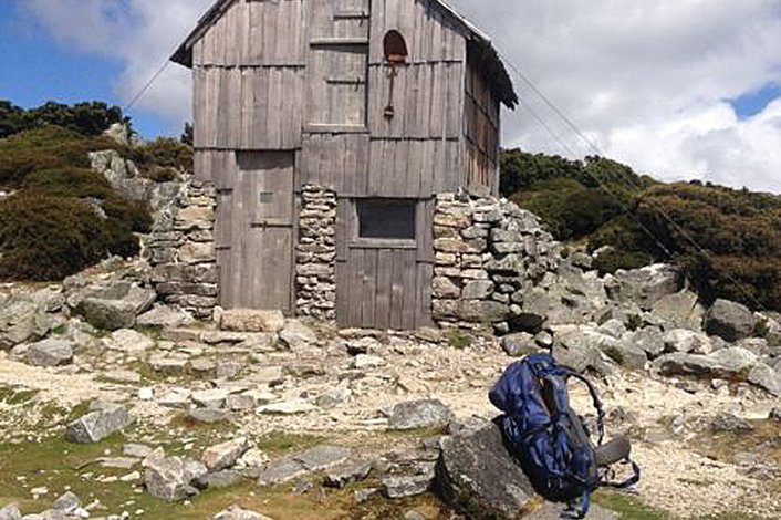 Kitchen Hut