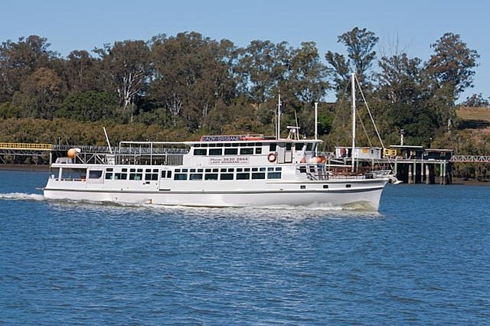 cruises in qld