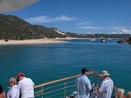 Calm water cruising on the inside channel to the Gold Coast