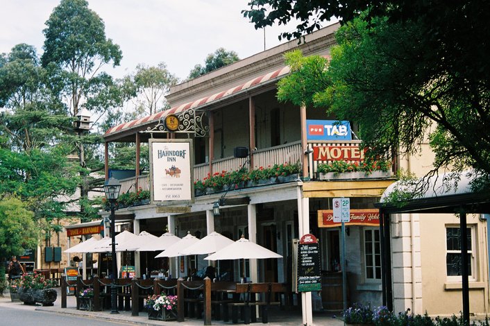 Hahndorf street scene