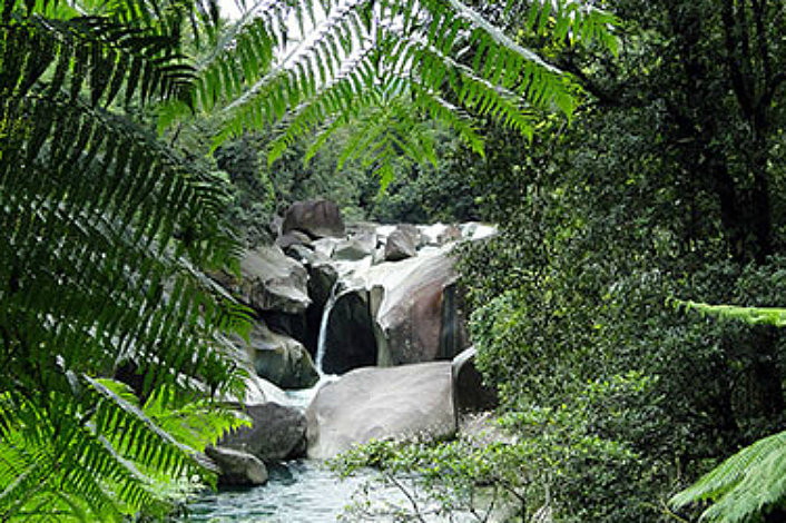 Babinda Boulders