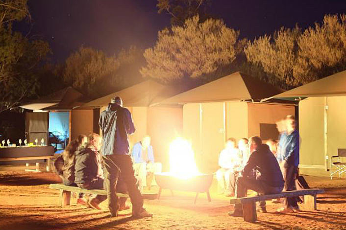 Around the campfire at Yulara