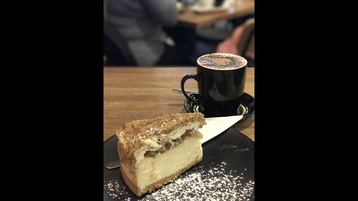 Hot Chocolate & German Apple Cake