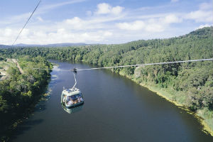 Skyrail Gondala over the Barron River between Cairns and kuranda